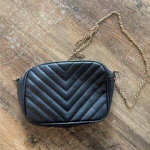 Elegant Black Quilted Crossbody Bag